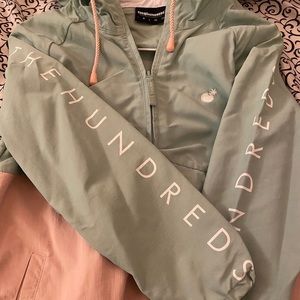 Women’s windbreaker